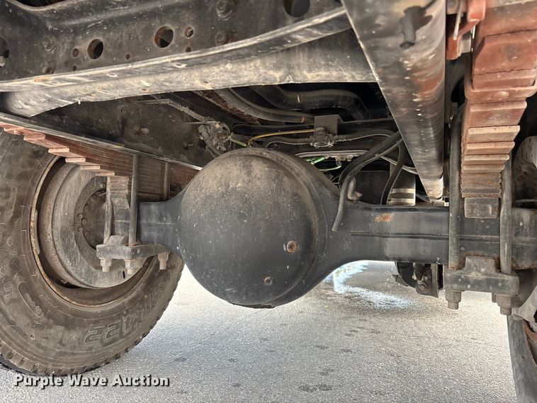 image for item DU6378 2006 Ford F750 Super Duty water truck