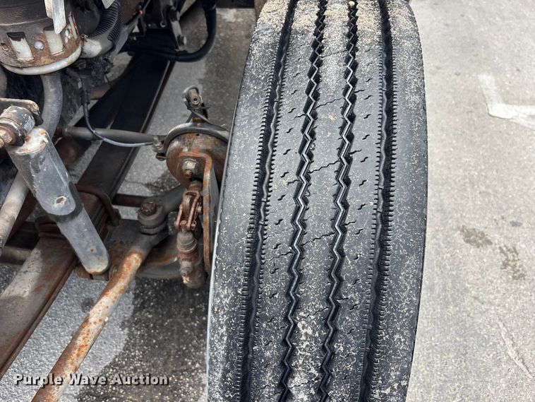 image for item DU6378 2006 Ford F750 Super Duty water truck