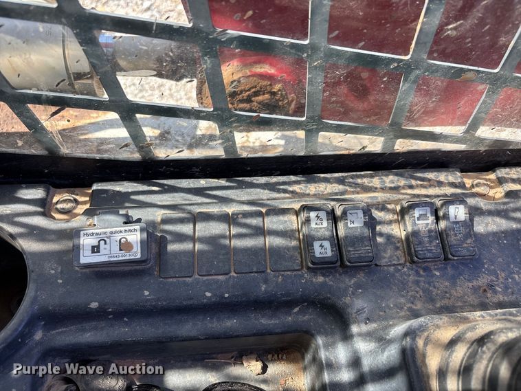 image for item DV4389 2020 Takeuchi TL12R2 tracked skid steer loader