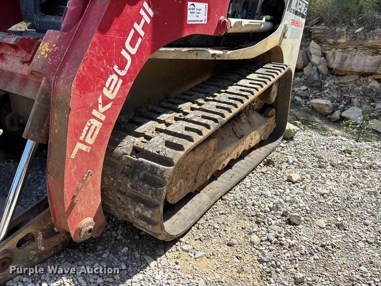 image for item DV4389 2020 Takeuchi TL12R2 tracked skid steer loader