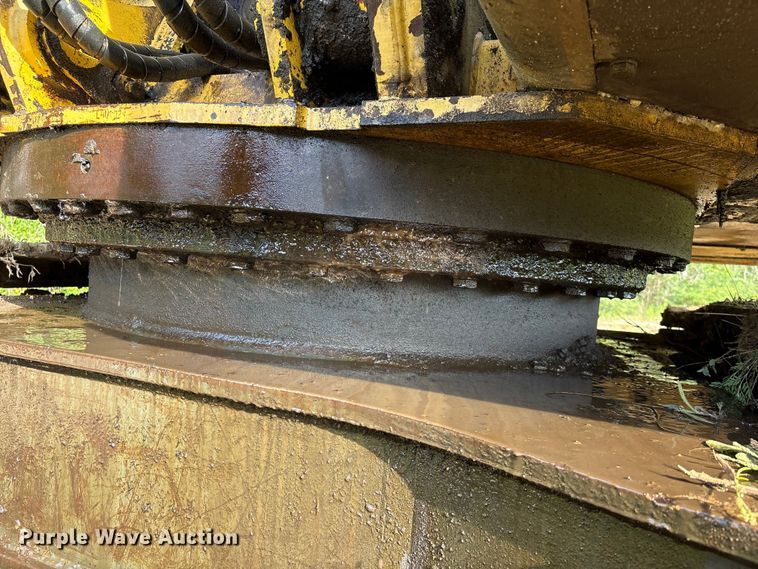 image for item EA7326 1996 Kobelco SK270LC Mark IV excavator