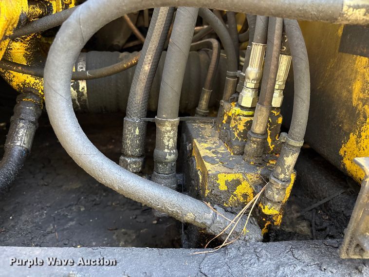 image for item EA7326 1996 Kobelco SK270LC Mark IV excavator