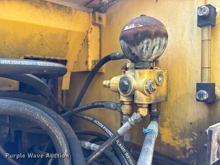 image for item EA7326 1996 Kobelco SK270LC Mark IV excavator