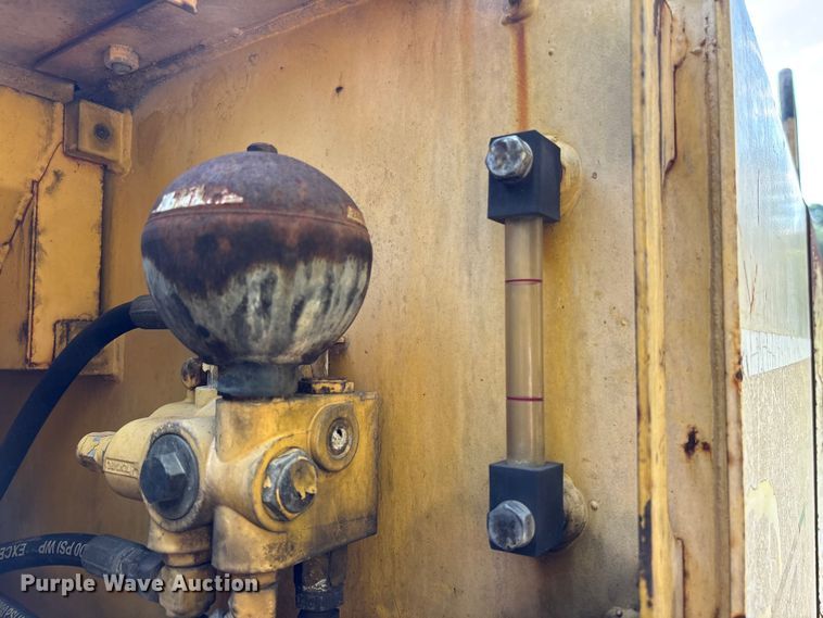 image for item EA7326 1996 Kobelco SK270LC Mark IV excavator