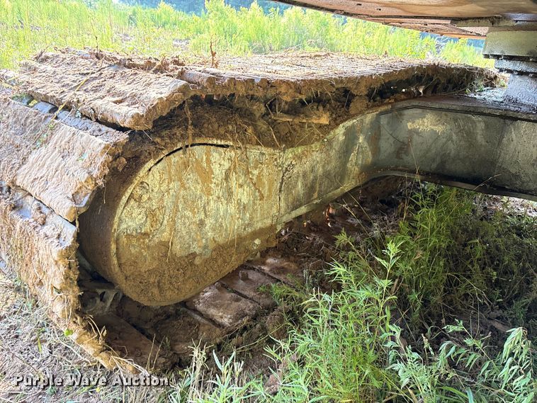 image for item EA7326 1996 Kobelco SK270LC Mark IV excavator
