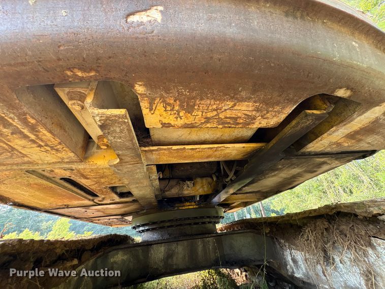 image for item EA7326 1996 Kobelco SK270LC Mark IV excavator