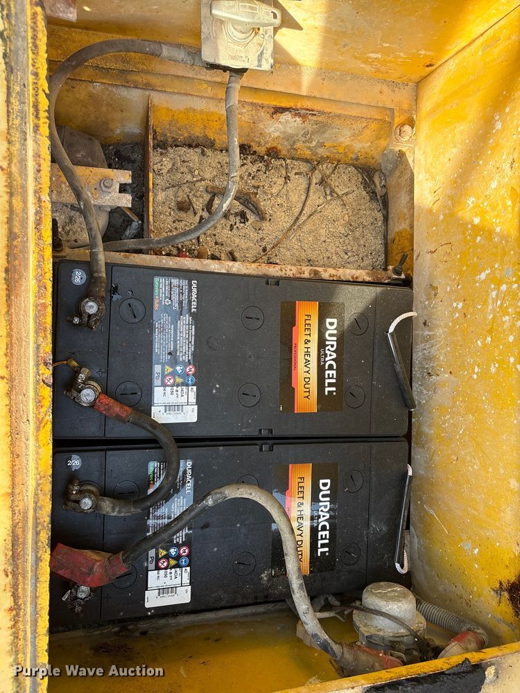 image for item EA7326 1996 Kobelco SK270LC Mark IV excavator