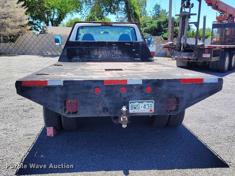 image for item ED0164 1997 Ford F450 Super Duty flatbed truck