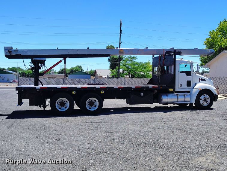 image for item ED0165 2009 Kenworth T370 shingle conveyor truck