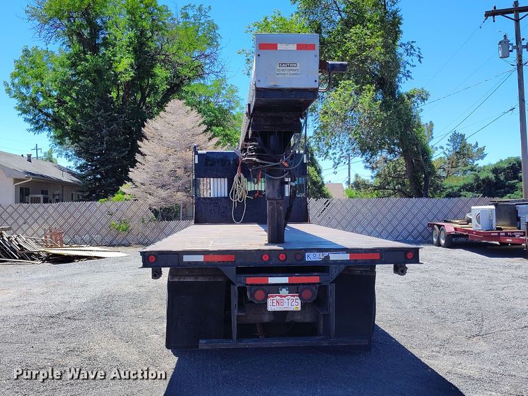 image for item ED0165 2009 Kenworth T370 shingle conveyor truck