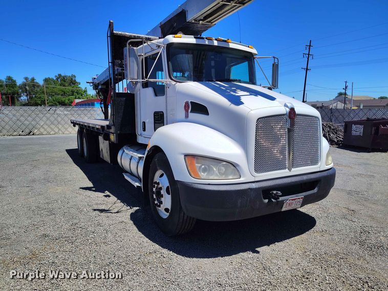 image for item ED0165 2009 Kenworth T370 shingle conveyor truck
