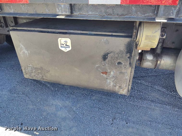 image for item ED0165 2009 Kenworth T370 shingle conveyor truck
