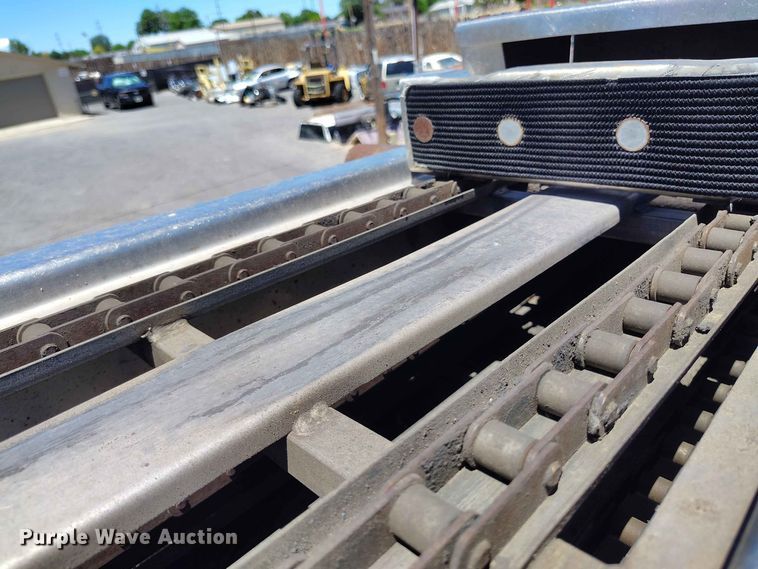 image for item ED0165 2009 Kenworth T370 shingle conveyor truck