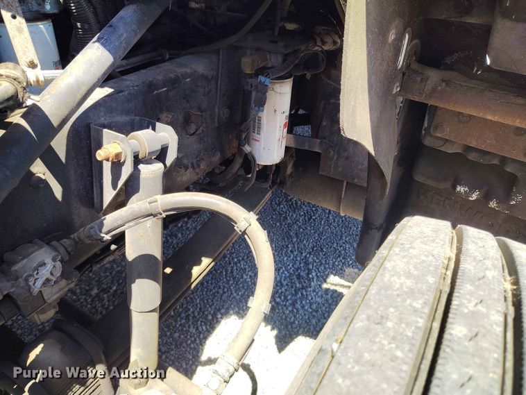 image for item ED0165 2009 Kenworth T370 shingle conveyor truck