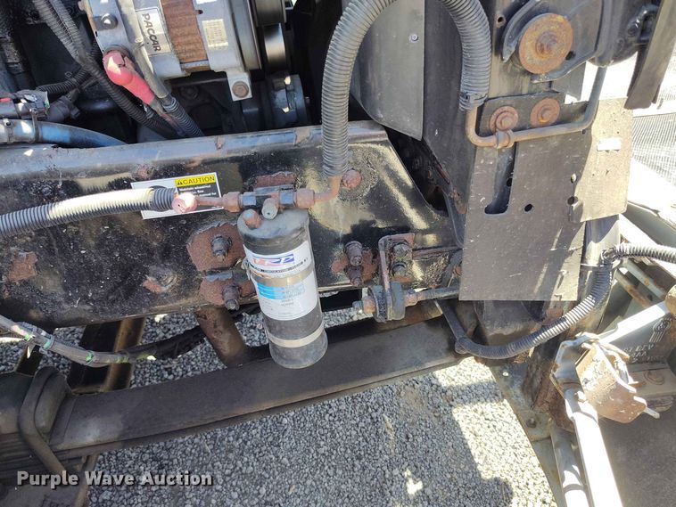 image for item ED0165 2009 Kenworth T370 shingle conveyor truck