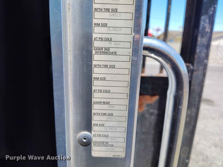 image for item ED0165 2009 Kenworth T370 shingle conveyor truck