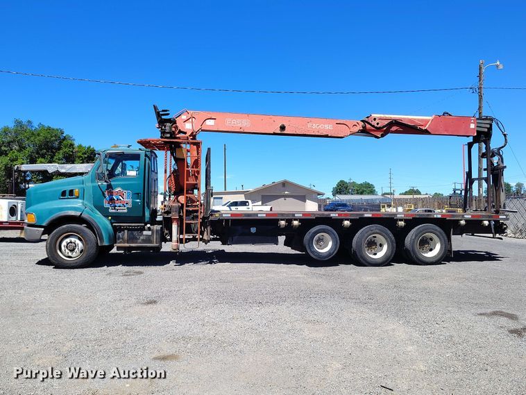 image for item ED0167 1998 Ford LT9000 crane truck