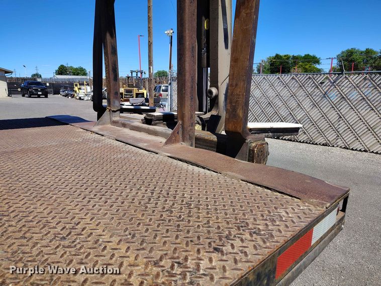image for item ED0167 1998 Ford LT9000 crane truck