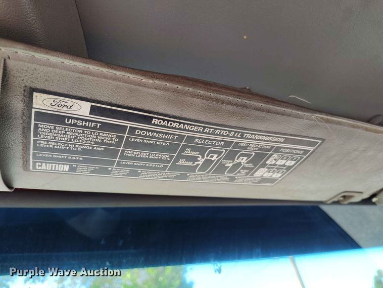 image for item ED0167 1998 Ford LT9000 crane truck