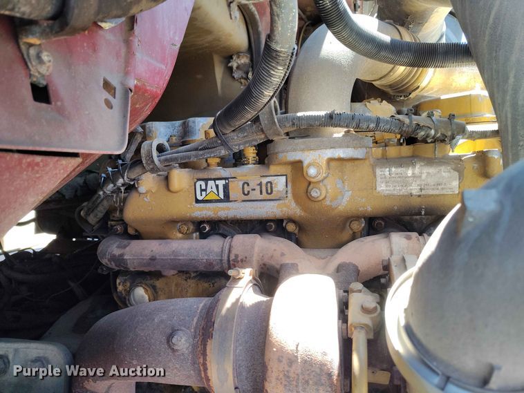 image for item ED0167 1998 Ford LT9000 crane truck