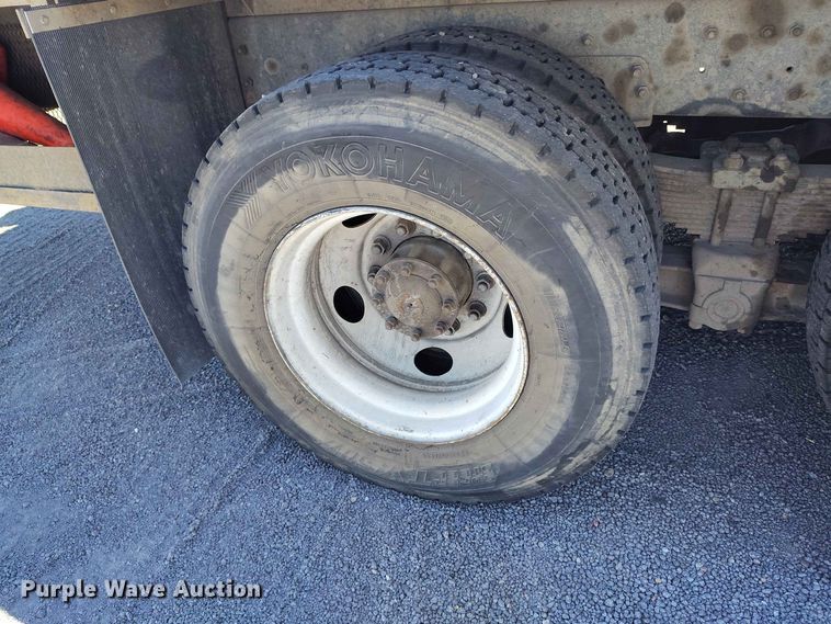 image for item ED0167 1998 Ford LT9000 crane truck