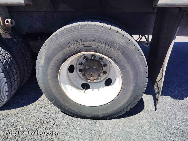 image for item ED0167 1998 Ford LT9000 crane truck