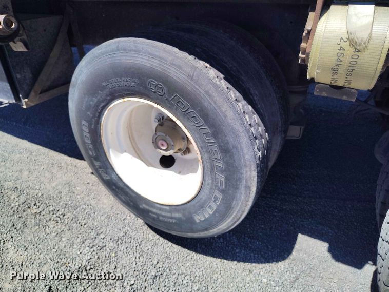 image for item ED0167 1998 Ford LT9000 crane truck