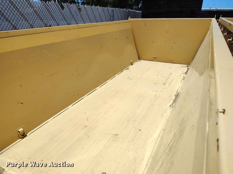 image for item ED0168 2025 Horizon RDZGN-16' 8K roll-off trailer