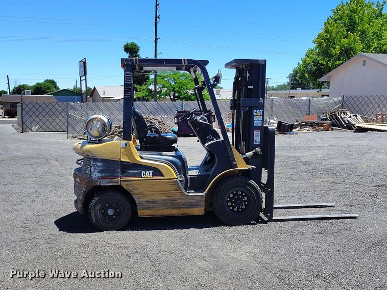 image for item ED0171 Caterpillar P5000 forklift