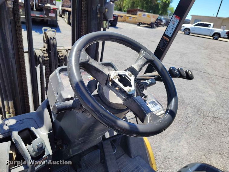image for item ED0171 Caterpillar P5000 forklift
