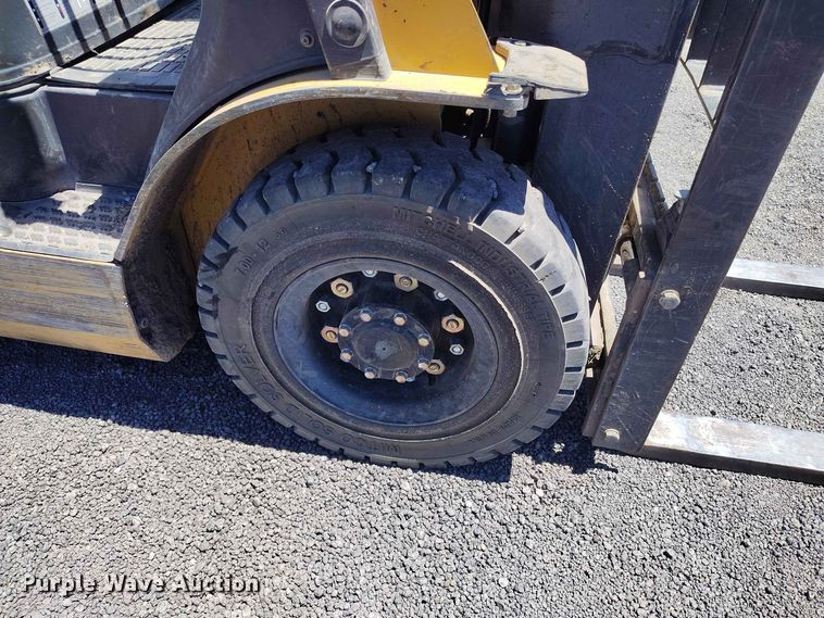 image for item ED0171 Caterpillar P5000 forklift