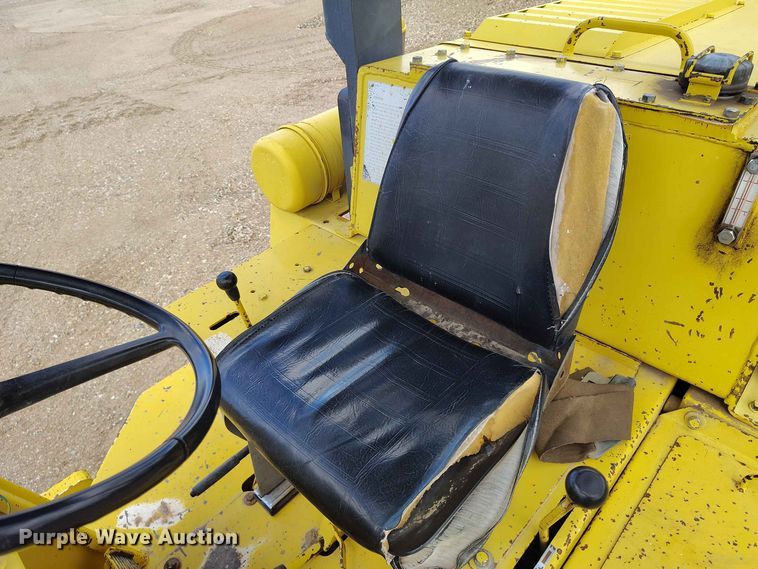 image for item ED0175 1995 Sakai SV70D single drum vibratory roller