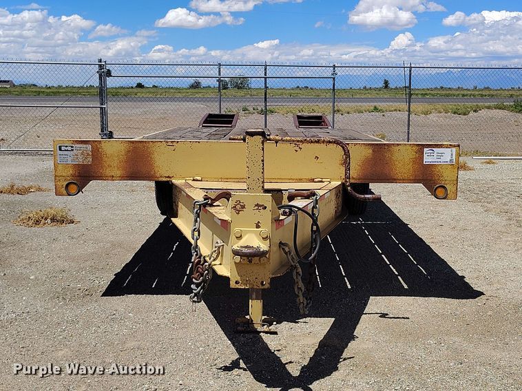 image for item ED0177 2000 Monroe Towmaster Contrail C-20 equipment trailer