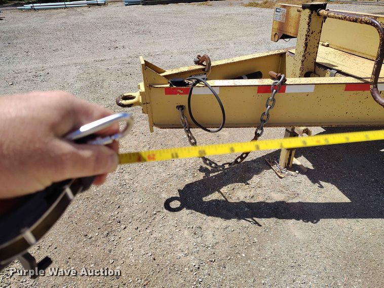image for item ED0177 2000 Monroe Towmaster Contrail C-20 equipment trailer