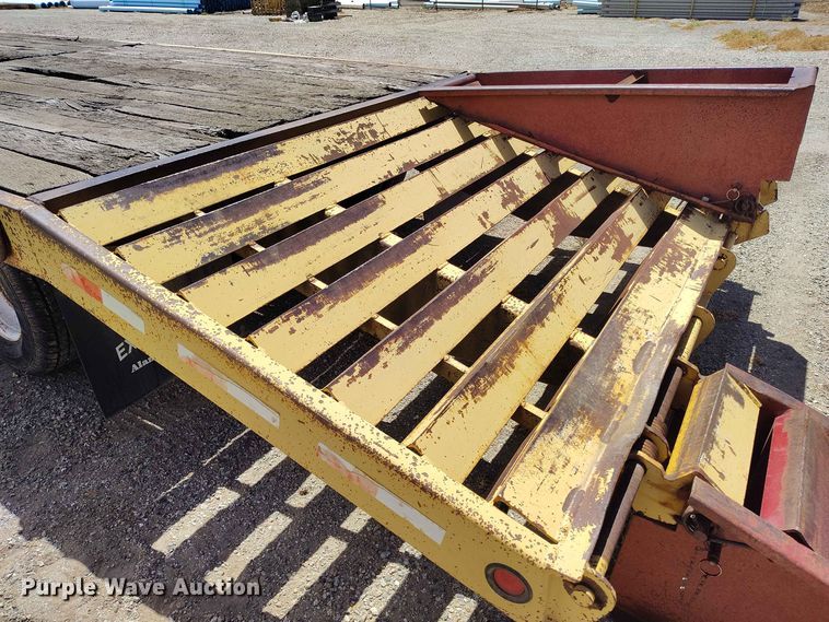 image for item ED0177 2000 Monroe Towmaster Contrail C-20 equipment trailer
