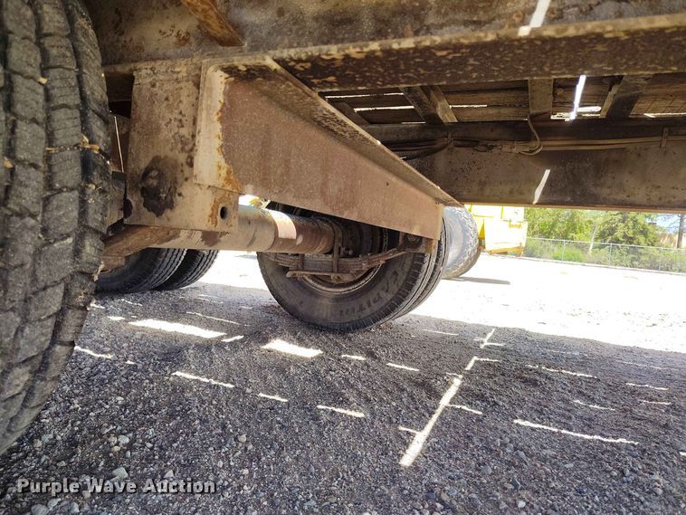 image for item ED0177 2000 Monroe Towmaster Contrail C-20 equipment trailer