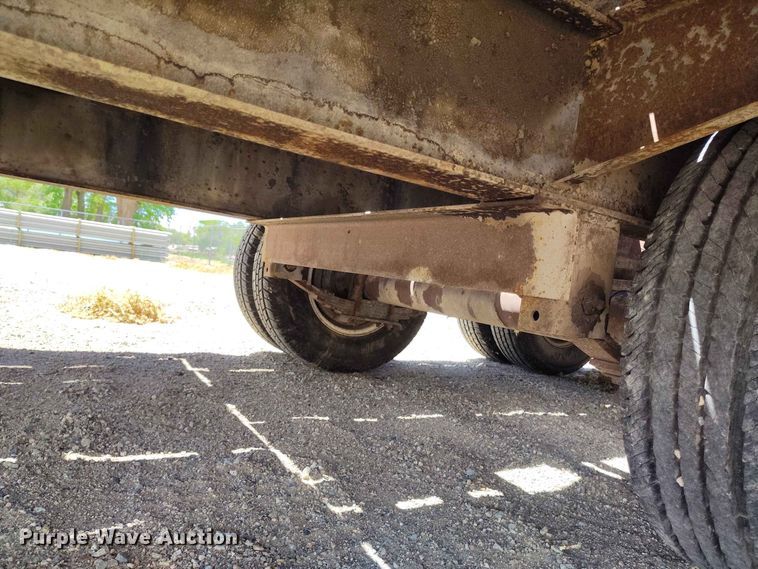 image for item ED0177 2000 Monroe Towmaster Contrail C-20 equipment trailer