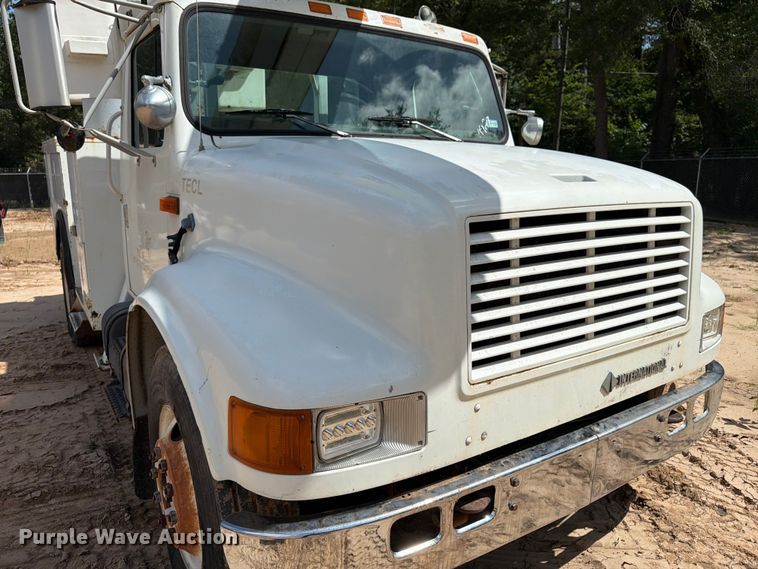 image for item ED5325 1992 International 4700 bucket truck