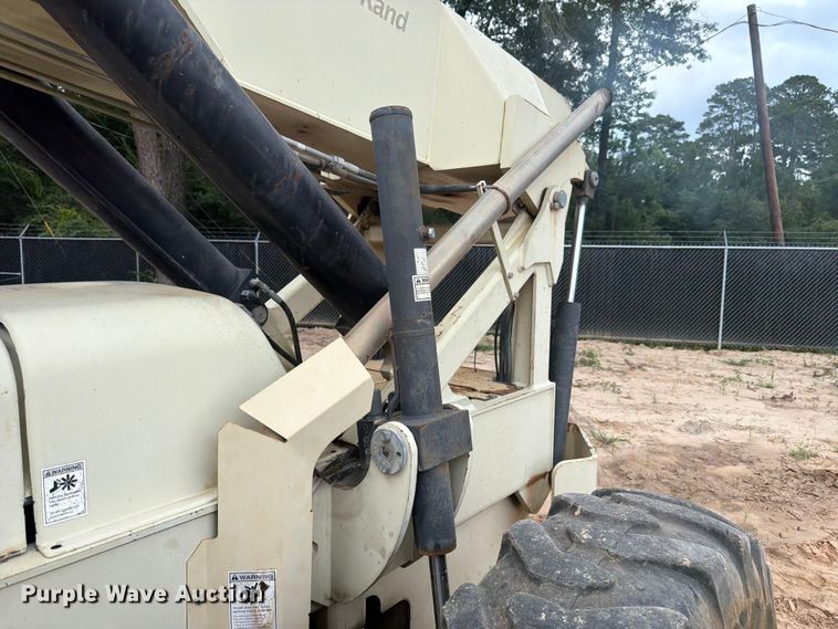 image for item ED5327 Ingersoll Rand VR-1056D telehandler