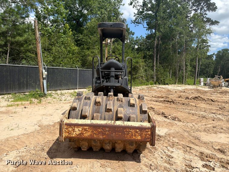image for item ED5328 2005 Ingersoll Rand SD-45F single drum vibratory roller