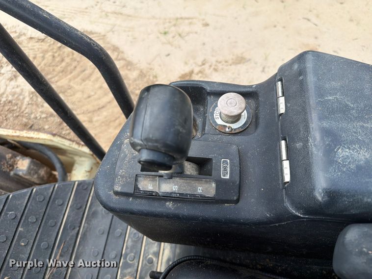 image for item ED5328 2005 Ingersoll Rand SD-45F single drum vibratory roller