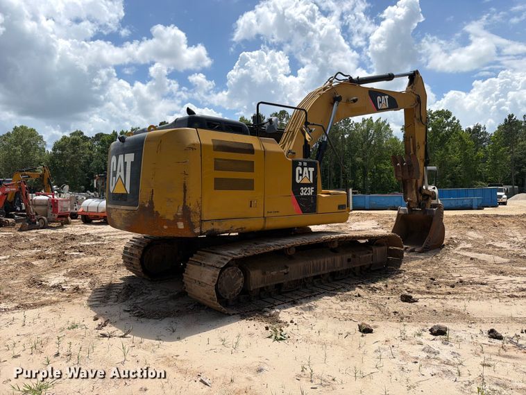 image for item ED5329 2016 Caterpillar 323FL excavator