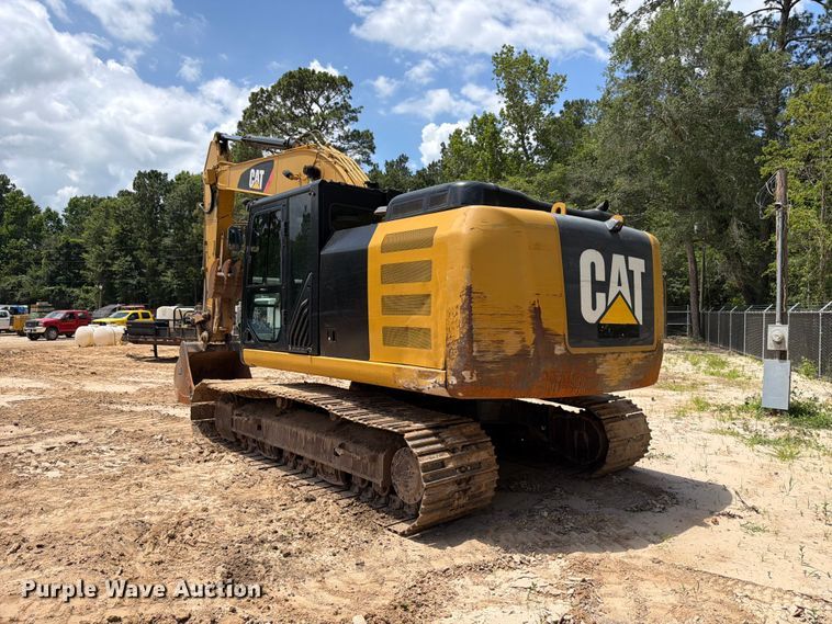image for item ED5329 2016 Caterpillar 323FL excavator