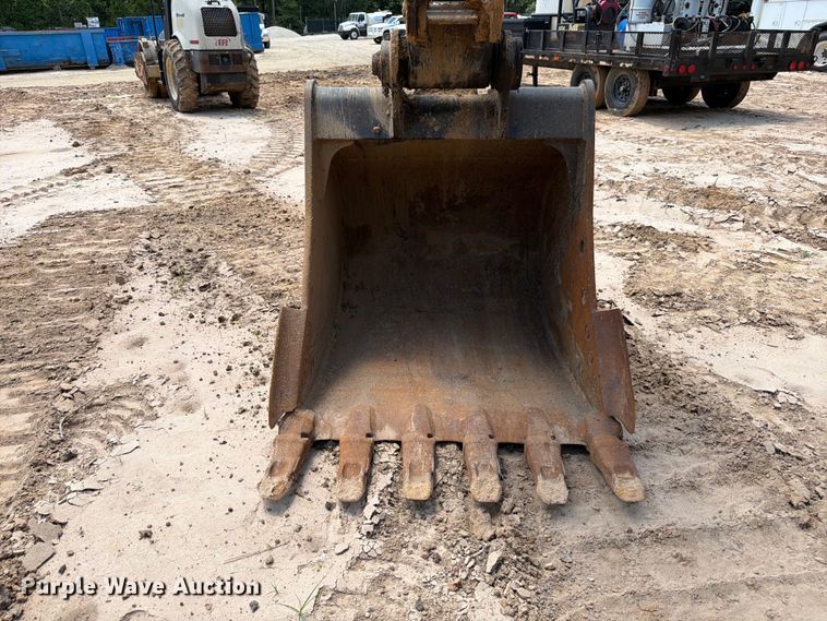 image for item ED5329 2016 Caterpillar 323FL excavator
