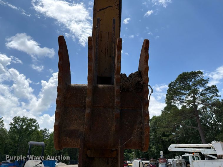image for item ED5329 2016 Caterpillar 323FL excavator