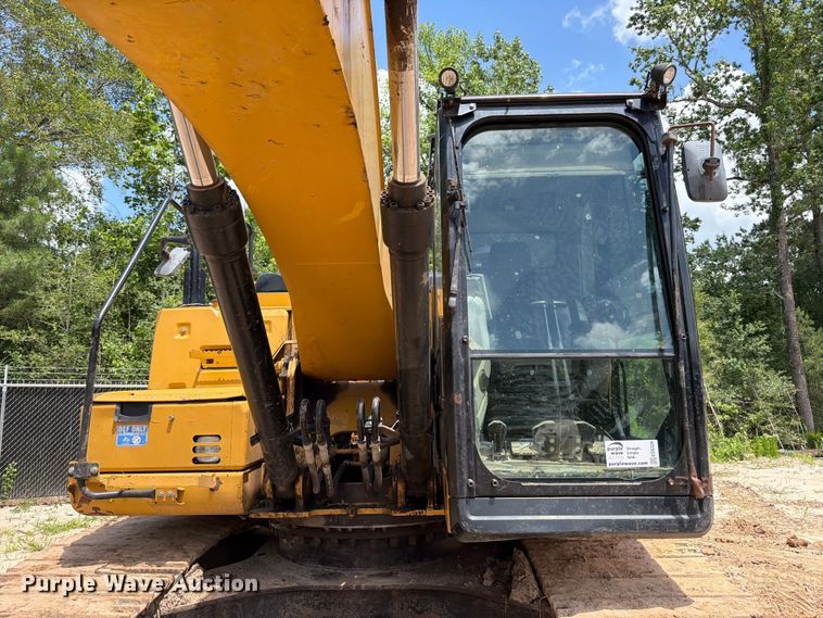 image for item ED5329 2016 Caterpillar 323FL excavator
