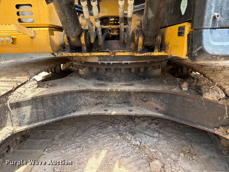 image for item ED5329 2016 Caterpillar 323FL excavator
