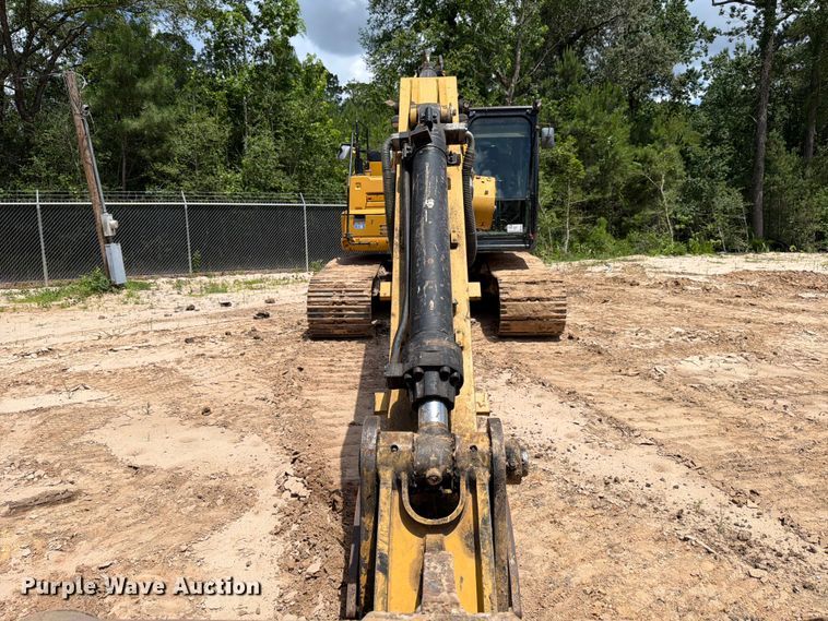 image for item ED5329 2016 Caterpillar 323FL excavator