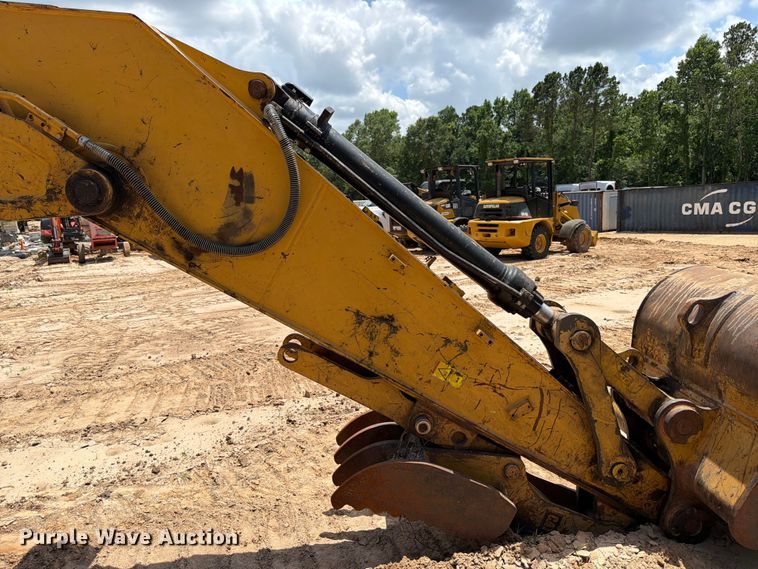 image for item ED5329 2016 Caterpillar 323FL excavator