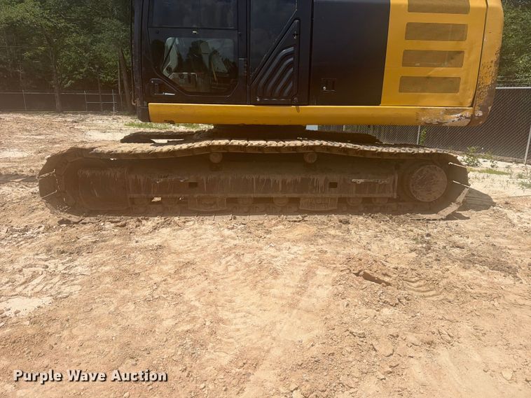 image for item ED5329 2016 Caterpillar 323FL excavator